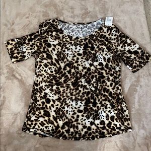 🎁Cato Leopard Print Top Size Small NWT